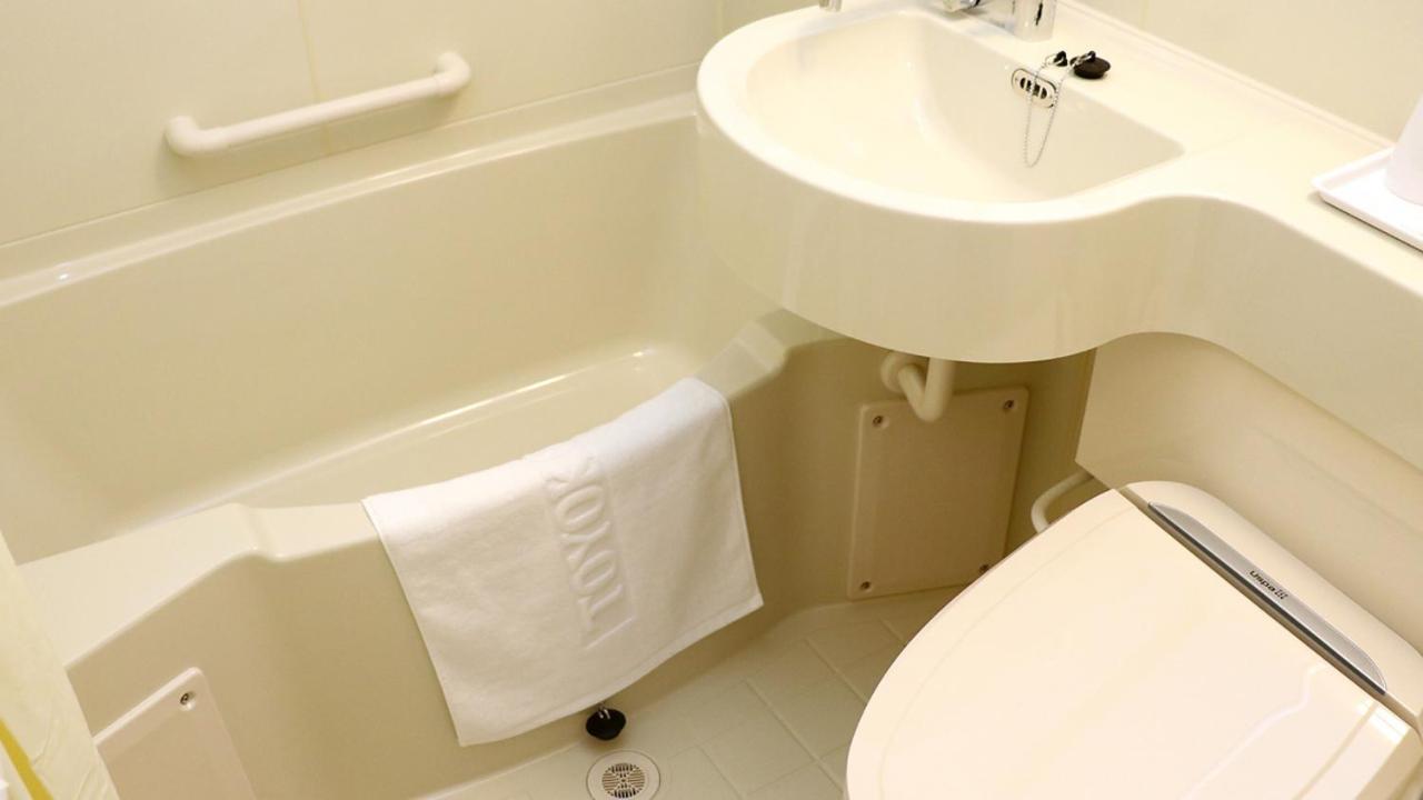 Toyoko Inn Matsudo Eki Higashi Guchi Ngoại thất bức ảnh