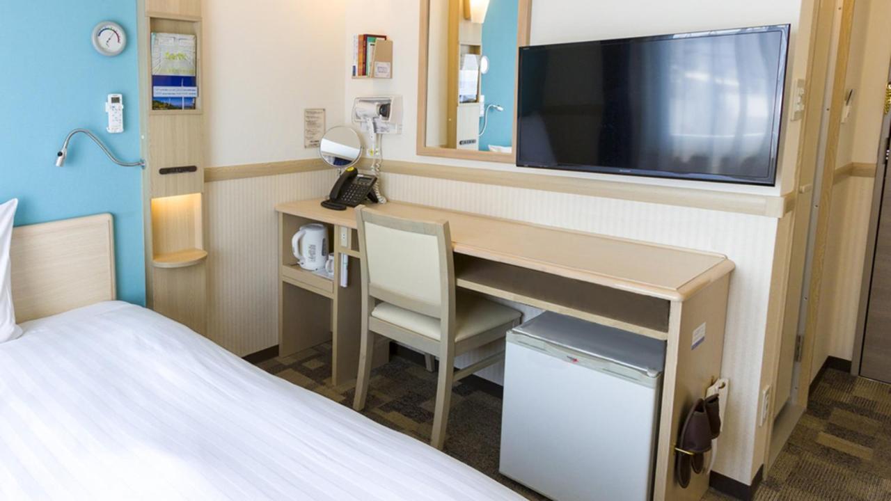 Toyoko Inn Matsudo Eki Higashi Guchi Ngoại thất bức ảnh